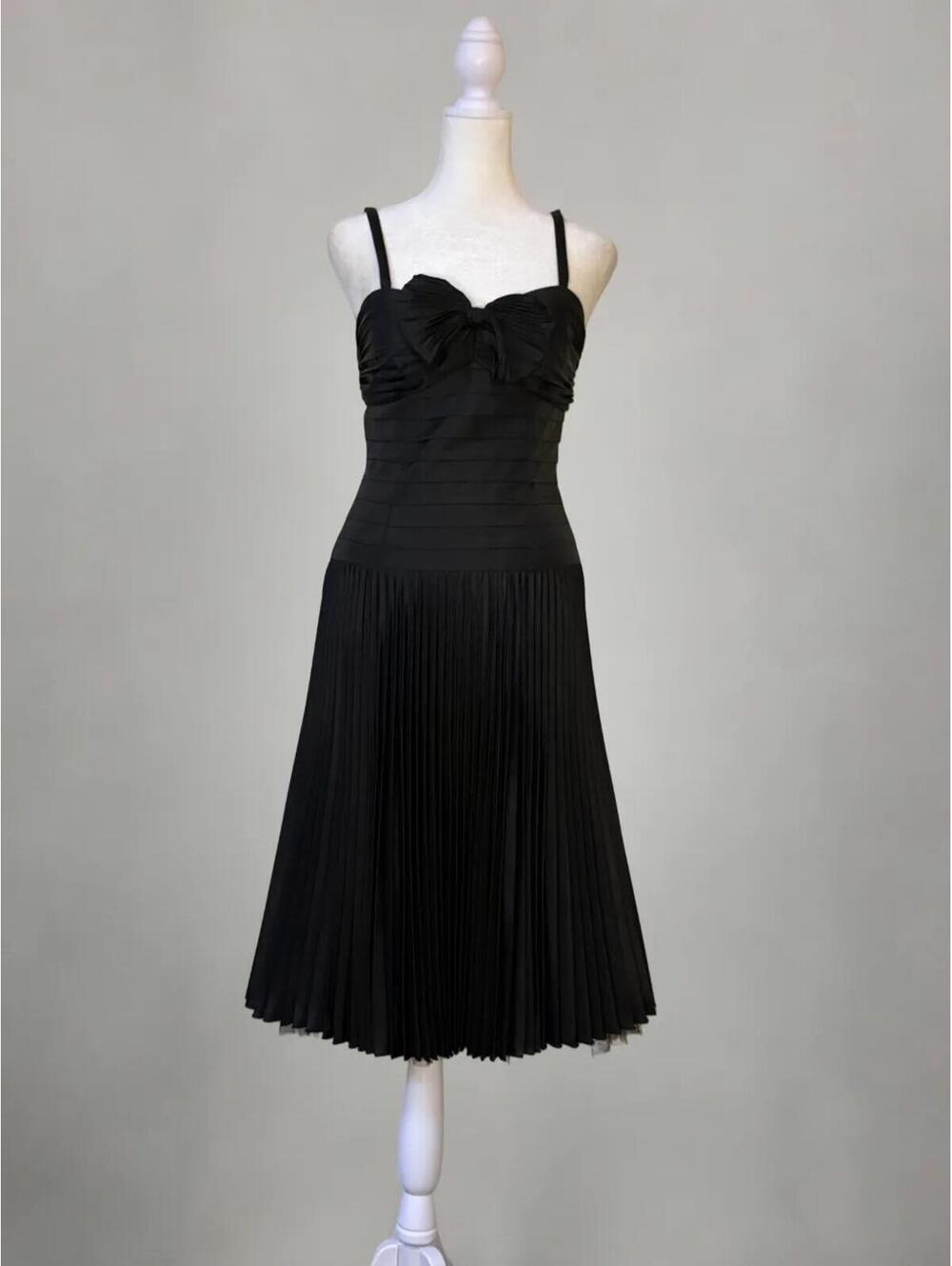 Archival BCBG Vintage Black Rosette Pleated Retro Midi Dress Size 2 Small